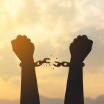 الحرية مسؤولية قبل أن تكون حقًا